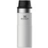 Термокружка Stanley Classic Trigger Action One Hand 2,0 0,47 л, белая 10-06439-032